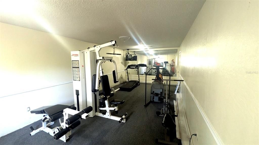 For Rent: $1,700 (1 beds, 1 baths, 768 Square Feet)
