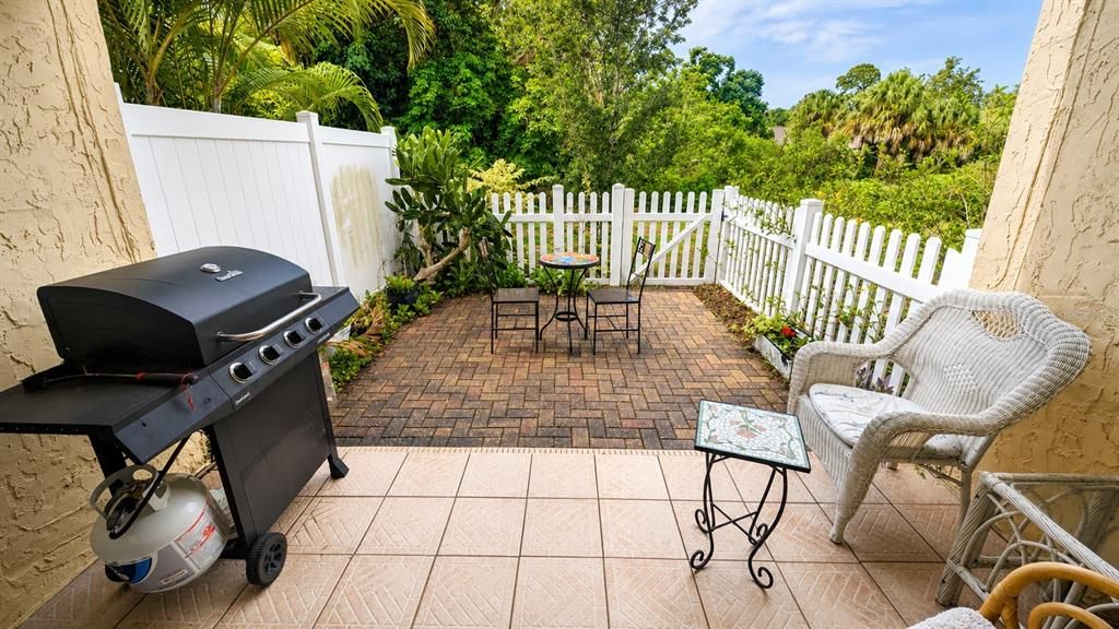 For Rent: $1,700 (1 beds, 1 baths, 768 Square Feet)