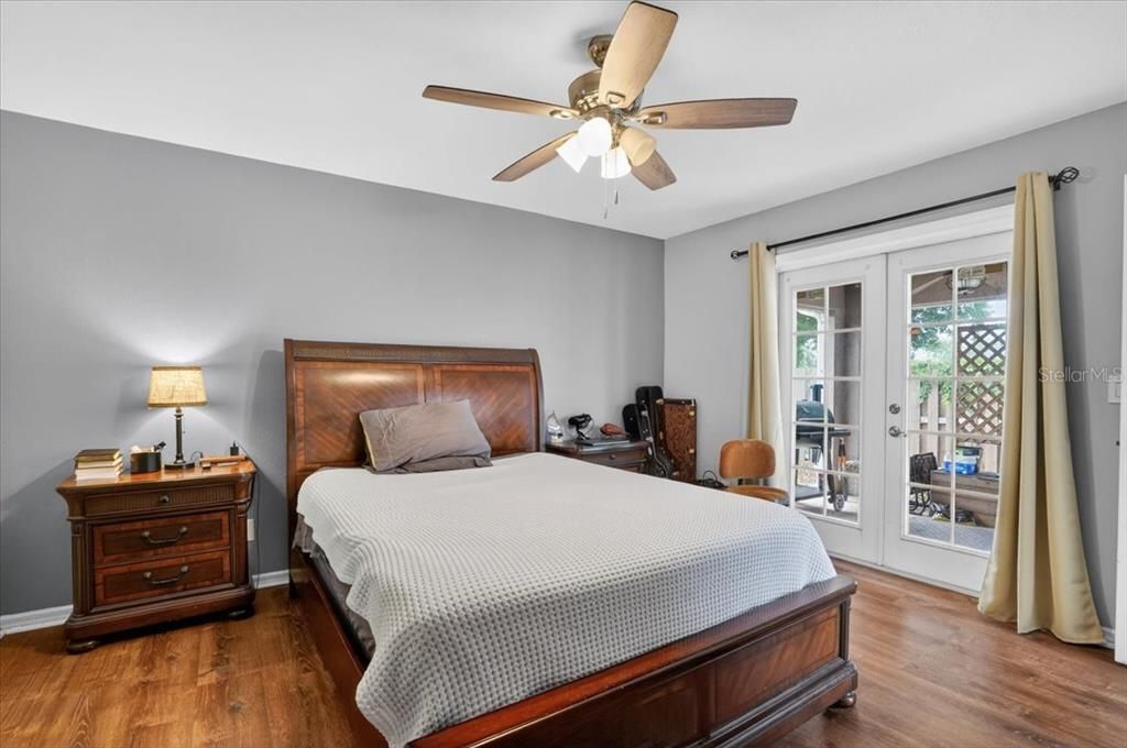 For Sale: $469,000 (3 beds, 2 baths, 1524 Square Feet)