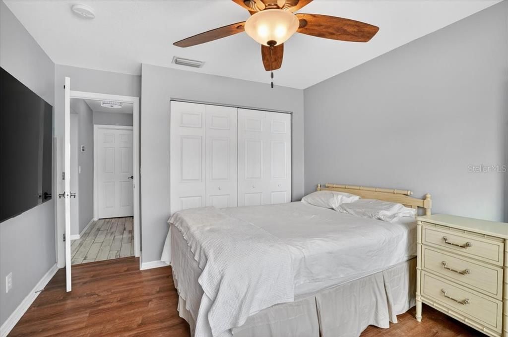 For Sale: $469,000 (3 beds, 2 baths, 1524 Square Feet)