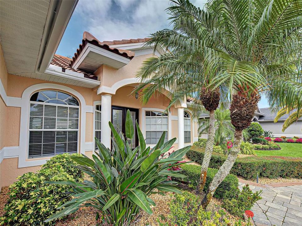 For Sale: $515,000 (4 beds, 2 baths, 1824 Square Feet)