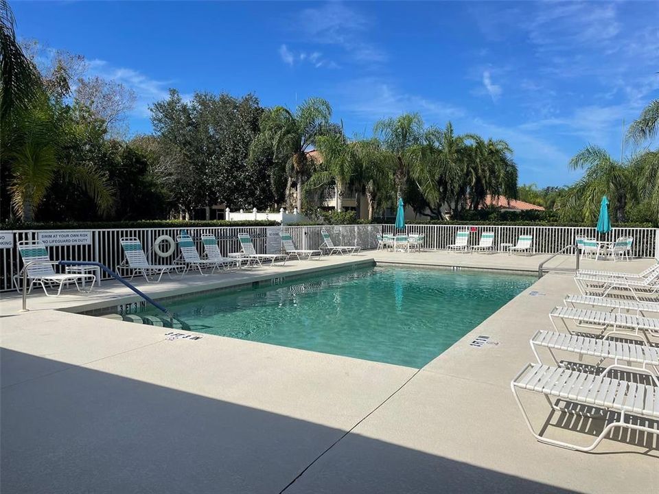 For Sale: $515,000 (4 beds, 2 baths, 1824 Square Feet)