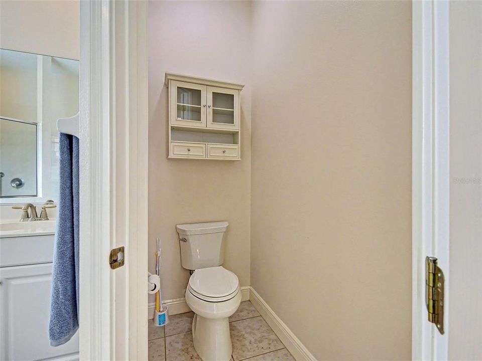 For Sale: $515,000 (4 beds, 2 baths, 1824 Square Feet)
