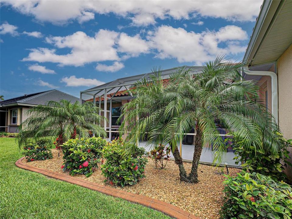For Sale: $515,000 (4 beds, 2 baths, 1824 Square Feet)