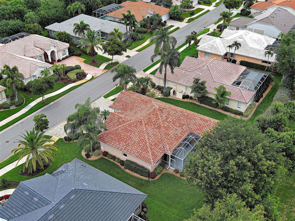 For Sale: $515,000 (4 beds, 2 baths, 1824 Square Feet)