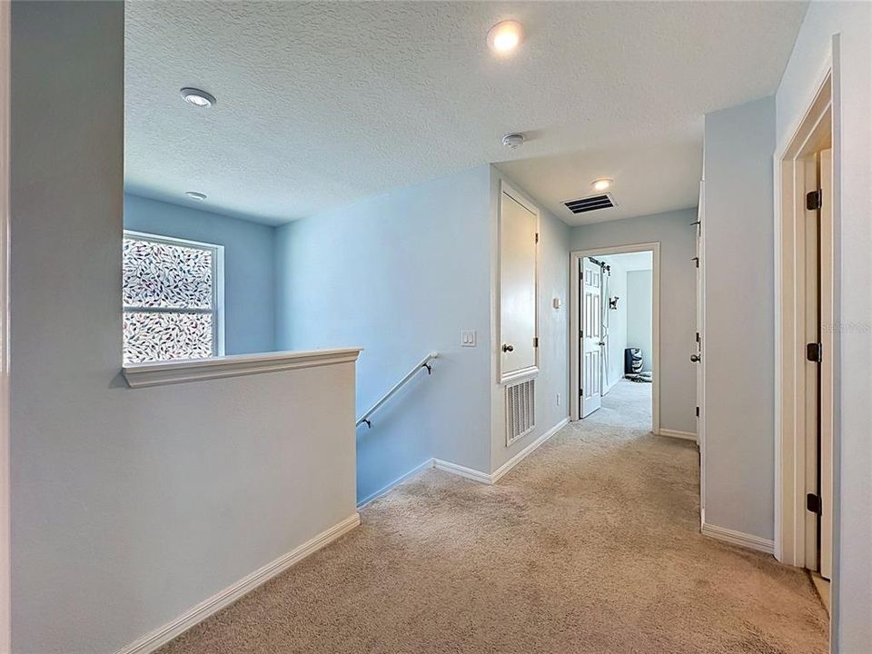 For Sale: $359,900 (3 beds, 2 baths, 1915 Square Feet)