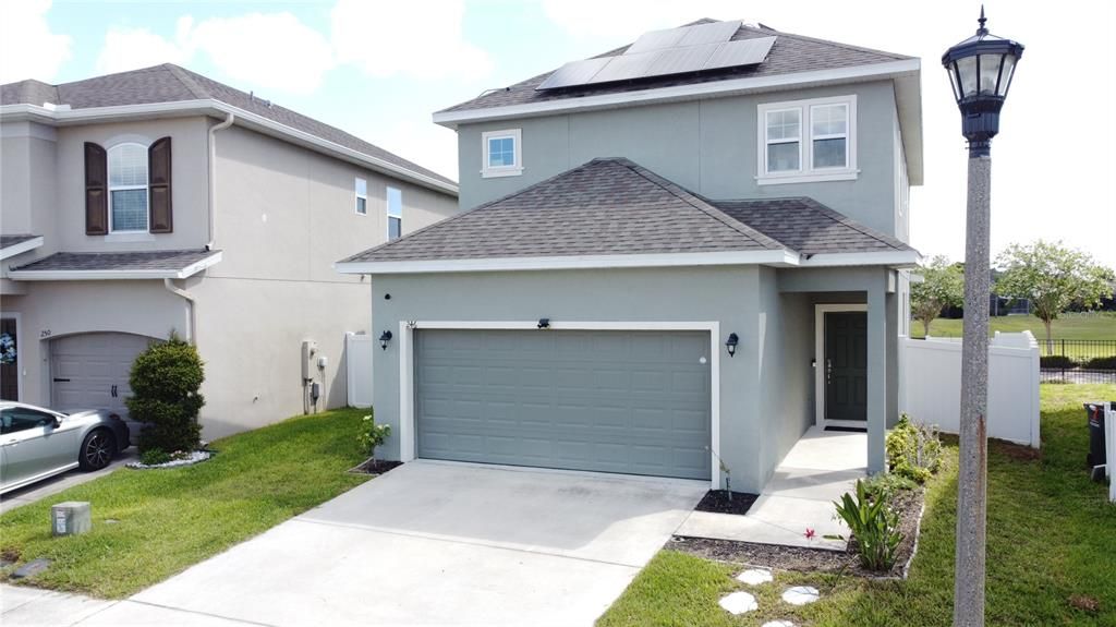 For Sale: $359,900 (3 beds, 2 baths, 1915 Square Feet)