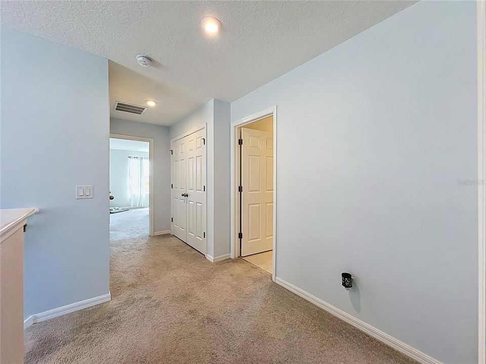 For Sale: $359,900 (3 beds, 2 baths, 1915 Square Feet)