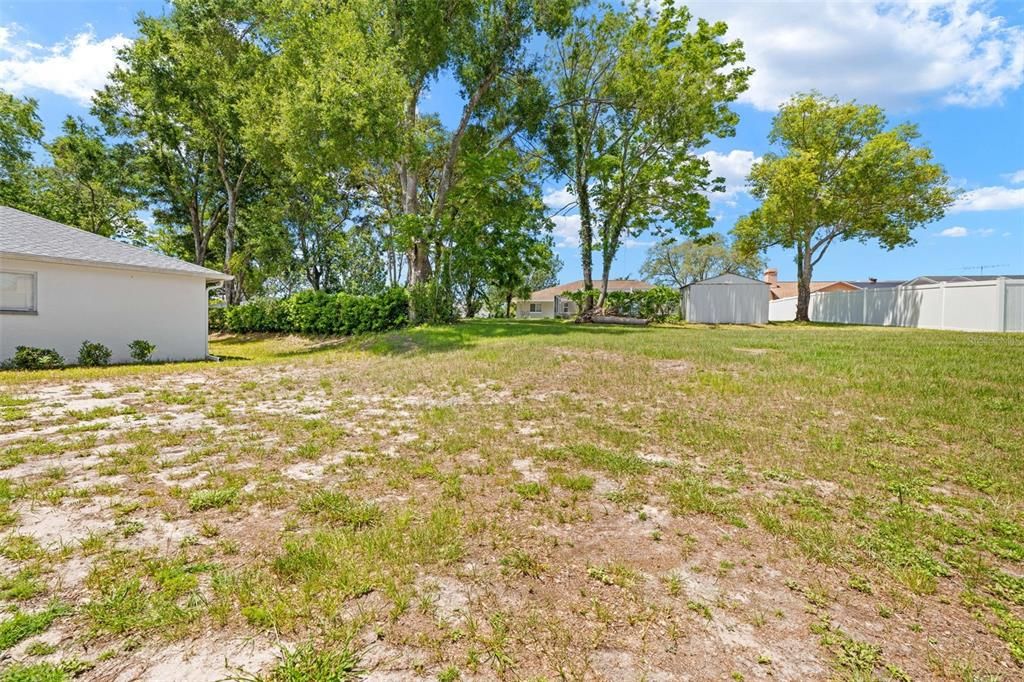 For Sale: $340,000 (3 beds, 2 baths, 1784 Square Feet)