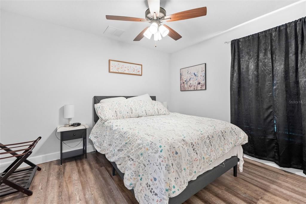 For Sale: $340,000 (3 beds, 2 baths, 1784 Square Feet)