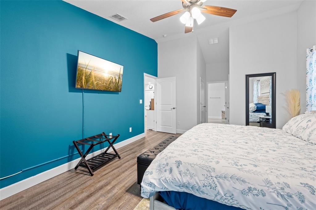 For Sale: $340,000 (3 beds, 2 baths, 1784 Square Feet)