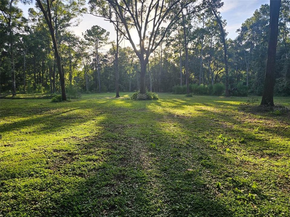 En Venta: $200,000 (2.01 acres)