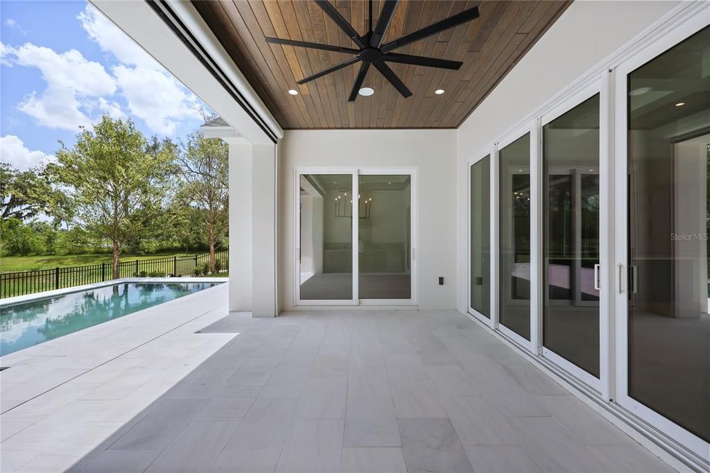 For Sale: $2,595,000 (5 beds, 5 baths, 4433 Square Feet)