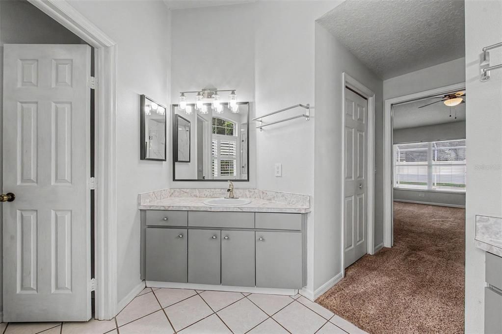 For Sale: $475,000 (4 beds, 2 baths, 2068 Square Feet)