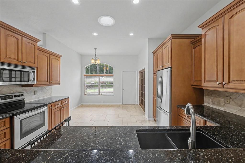 For Sale: $475,000 (4 beds, 2 baths, 2068 Square Feet)
