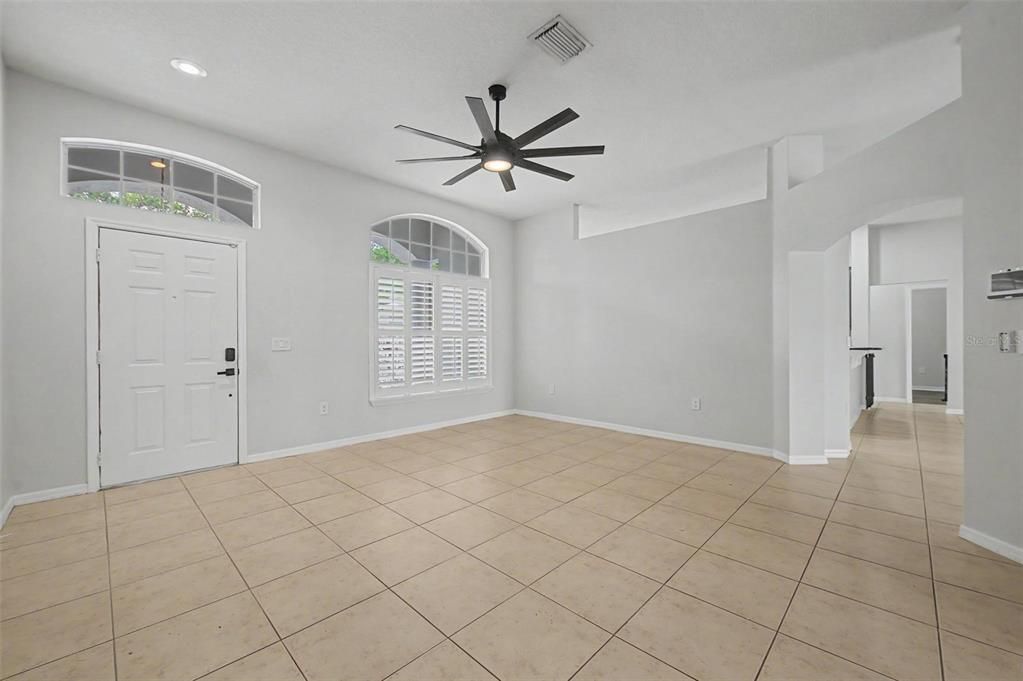For Sale: $475,000 (4 beds, 2 baths, 2068 Square Feet)