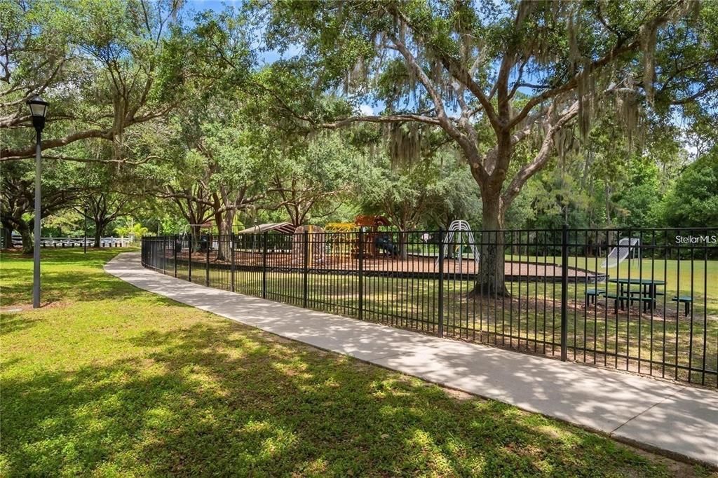 For Sale: $475,000 (4 beds, 2 baths, 2068 Square Feet)