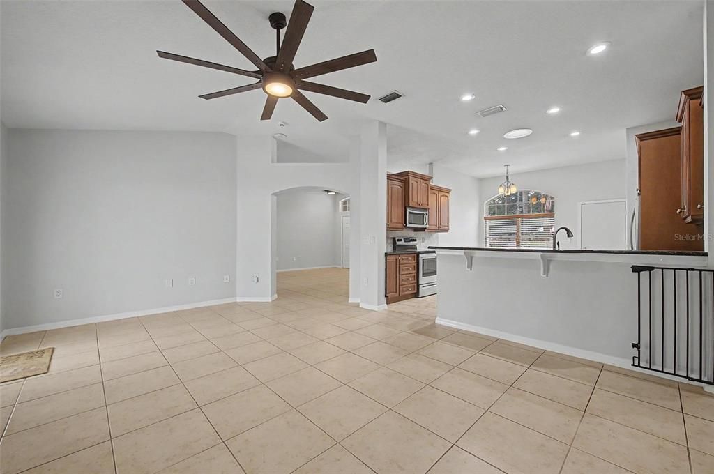 For Sale: $475,000 (4 beds, 2 baths, 2068 Square Feet)