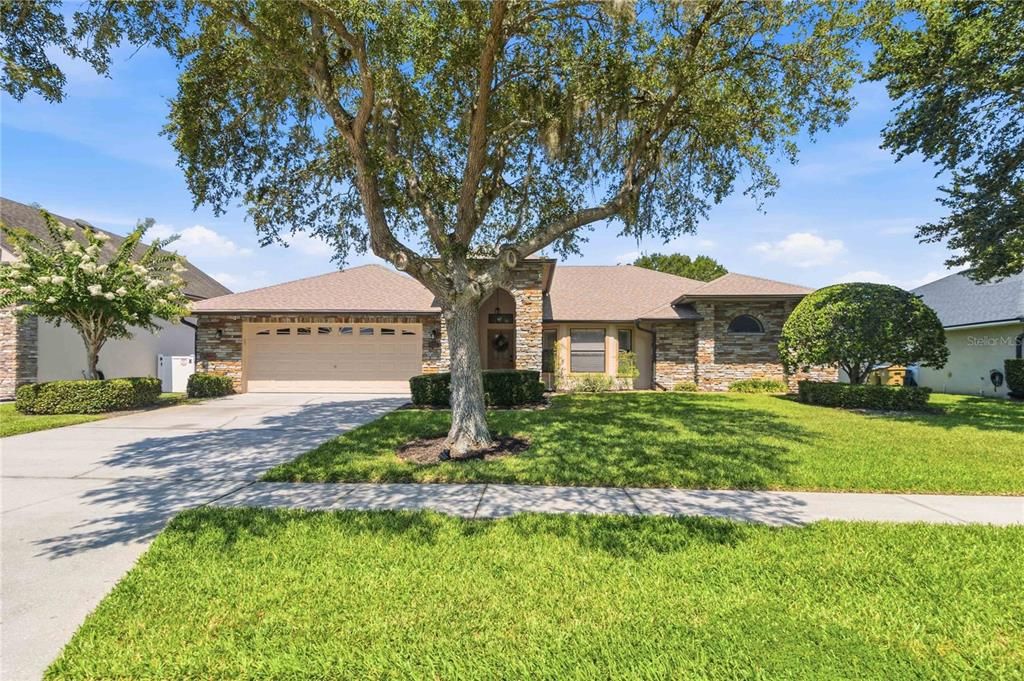 En Venta: $574,900 (4 camas, 2 baños, 2248 Pies cuadrados)