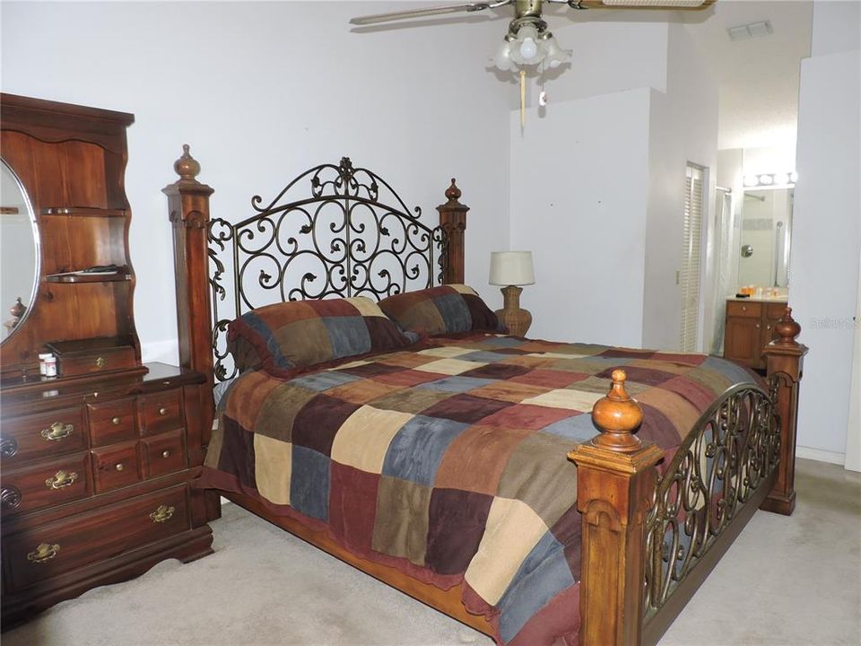 En Venta: $289,000 (2 camas, 2 baños, 1104 Pies cuadrados)