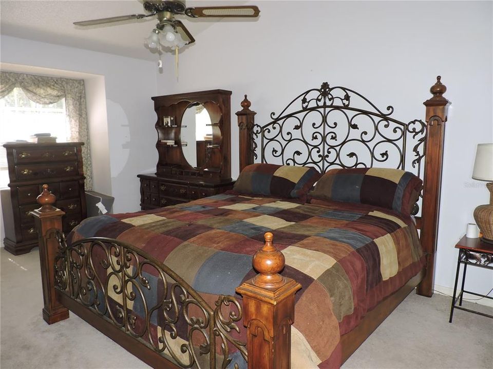 En Venta: $289,000 (2 camas, 2 baños, 1104 Pies cuadrados)
