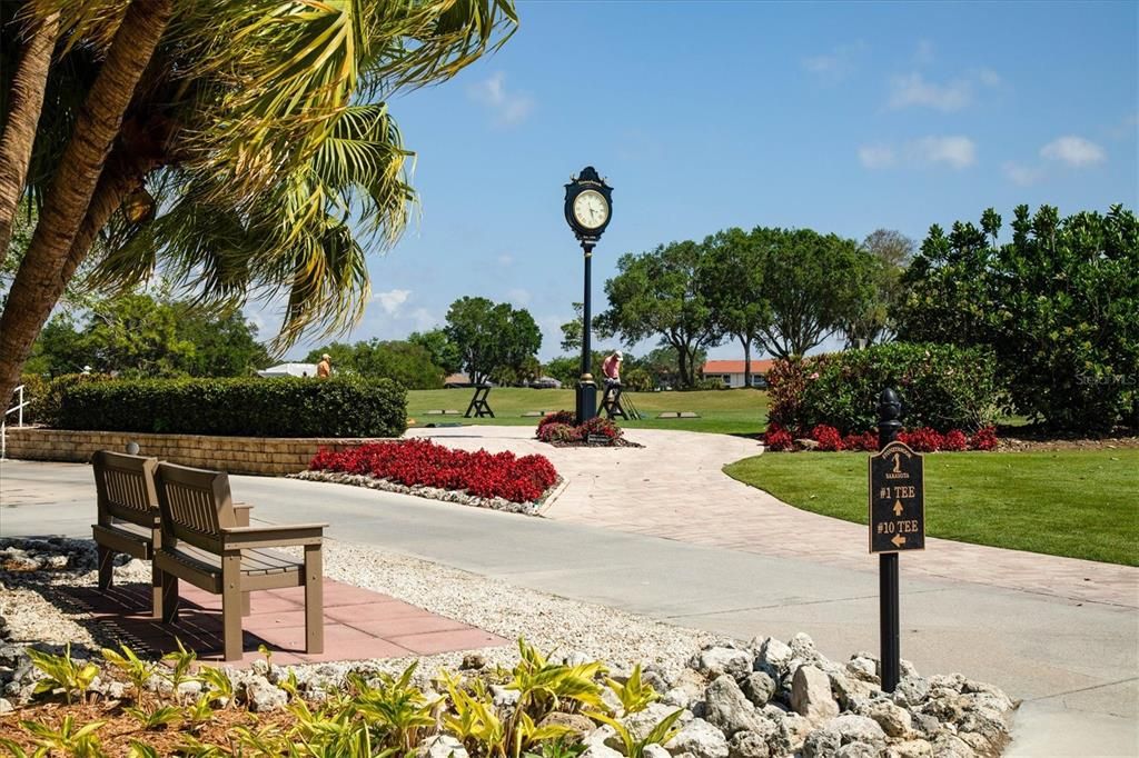 For Sale: $329,000 (2 beds, 2 baths, 1106 Square Feet)