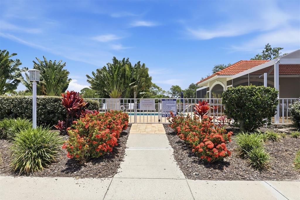 For Sale: $329,000 (2 beds, 2 baths, 1106 Square Feet)