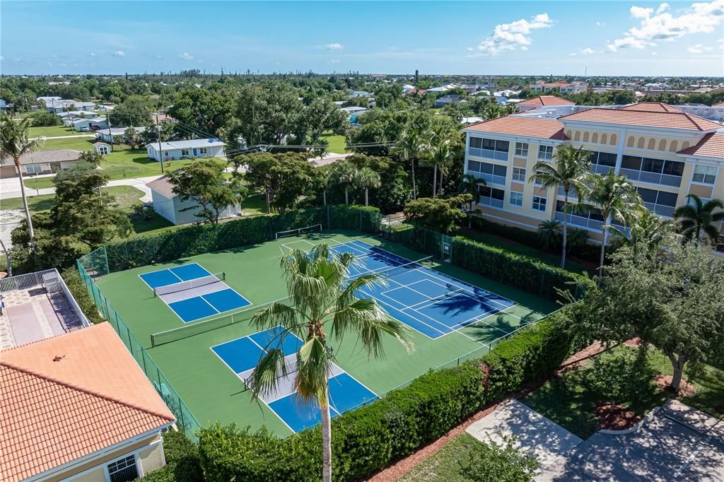 待售: $279,000 (3 贝兹, 2 浴室, 1498 平方英尺)
