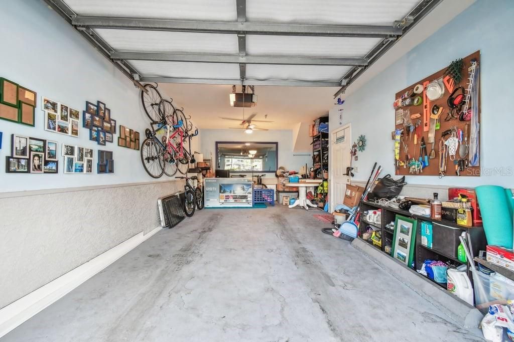 En Venta: $289,000 (1 camas, 1 baños, 964 Pies cuadrados)