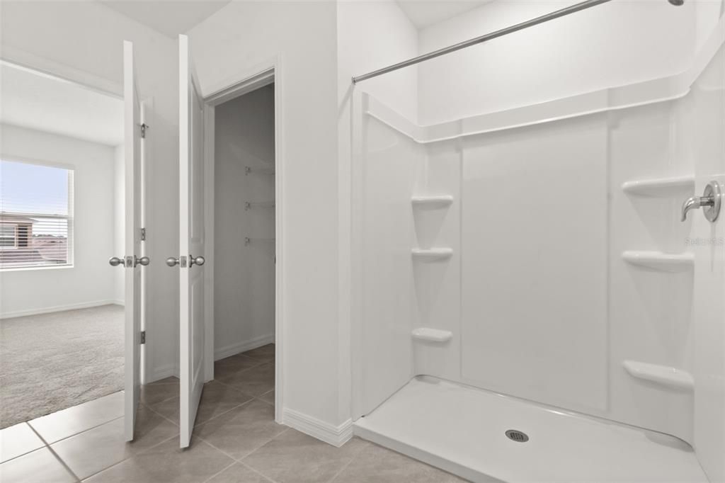 В аренду: $2,800 (5 спален, 3 ванн, 2447 Квадратных фут)
