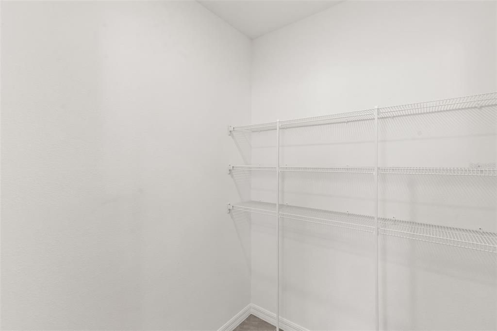 В аренду: $2,800 (5 спален, 3 ванн, 2447 Квадратных фут)