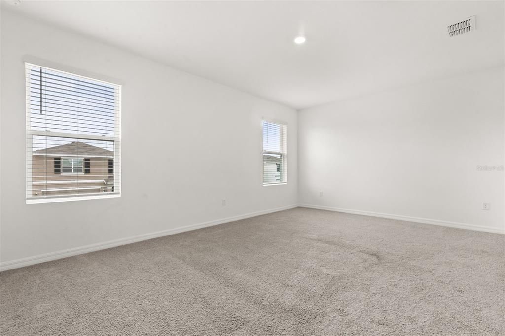 В аренду: $2,800 (5 спален, 3 ванн, 2447 Квадратных фут)