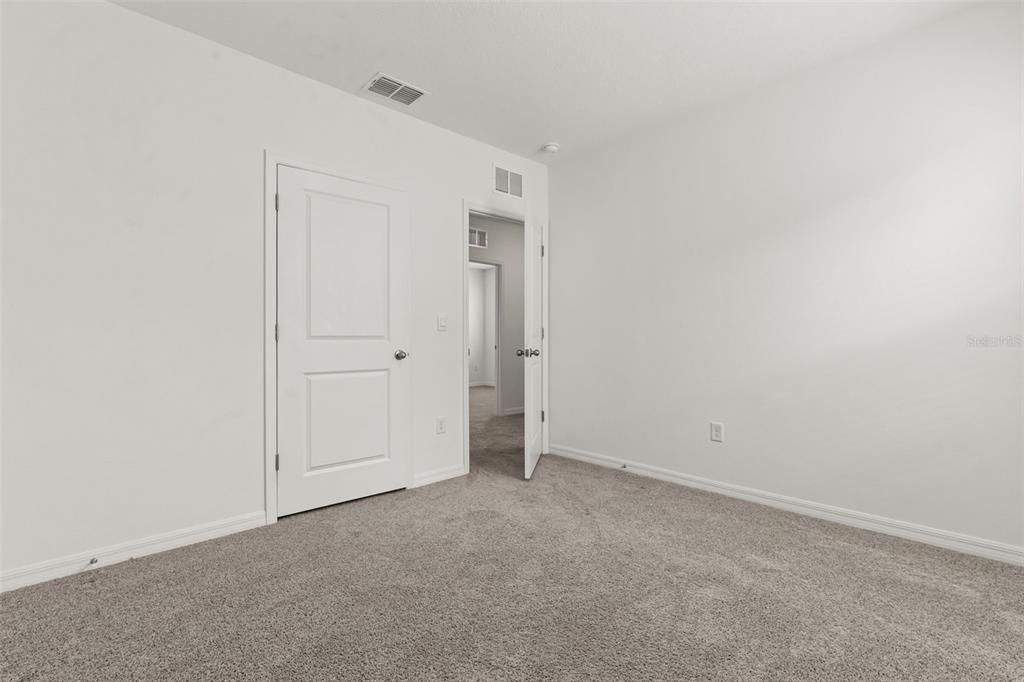 В аренду: $2,800 (5 спален, 3 ванн, 2447 Квадратных фут)