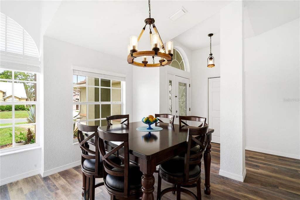 For Sale: $275,000 (3 beds, 2 baths, 2112 Square Feet)