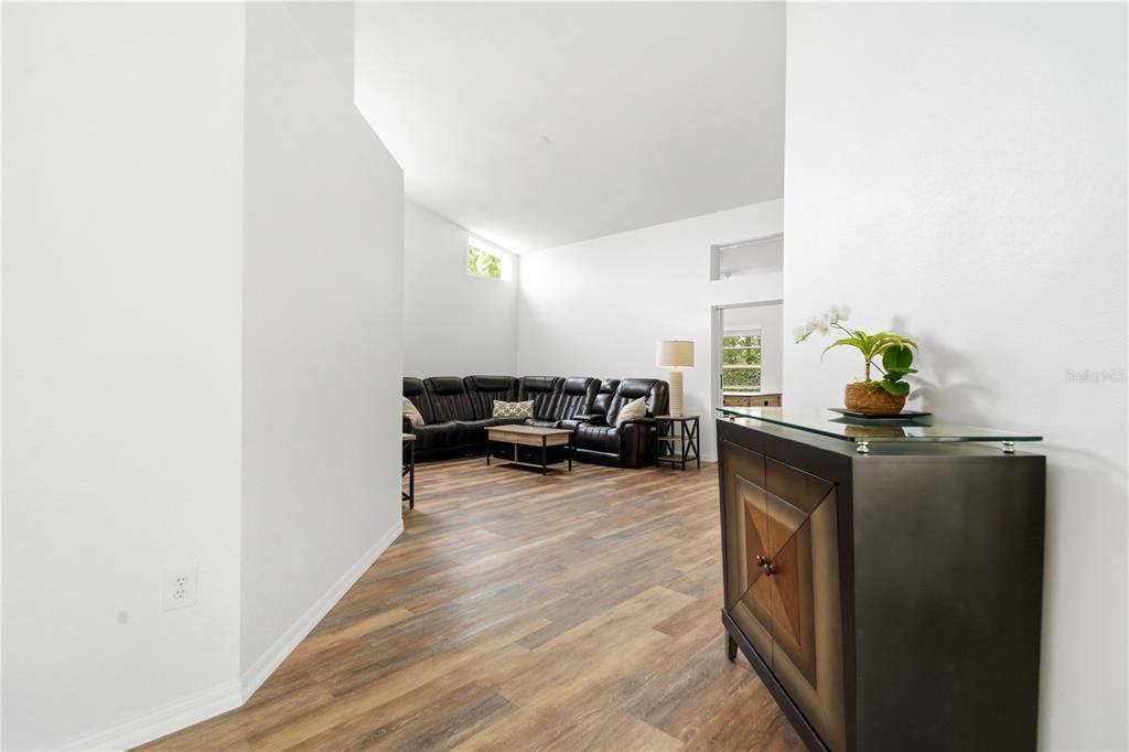 For Sale: $275,000 (3 beds, 2 baths, 2112 Square Feet)
