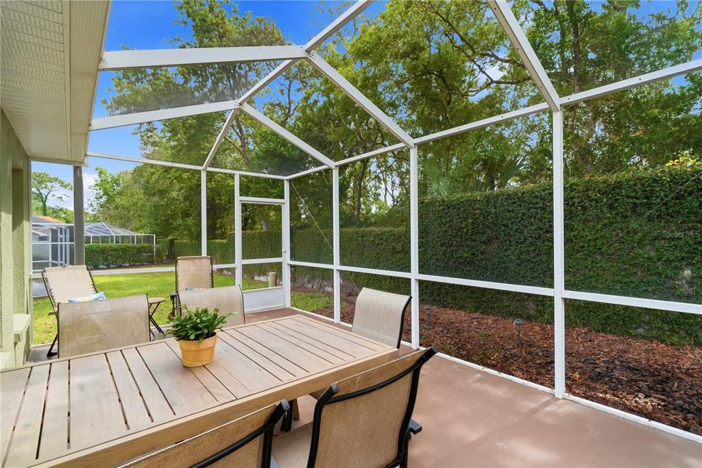 For Sale: $275,000 (3 beds, 2 baths, 2112 Square Feet)