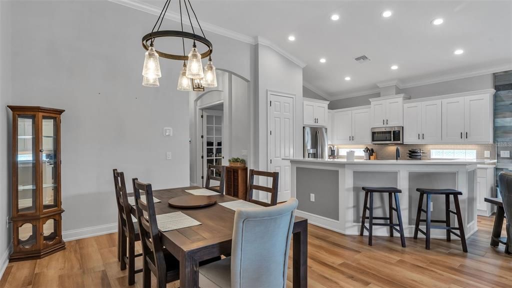 For Rent: $3,000 (2 beds, 2 baths, 1664 Square Feet)