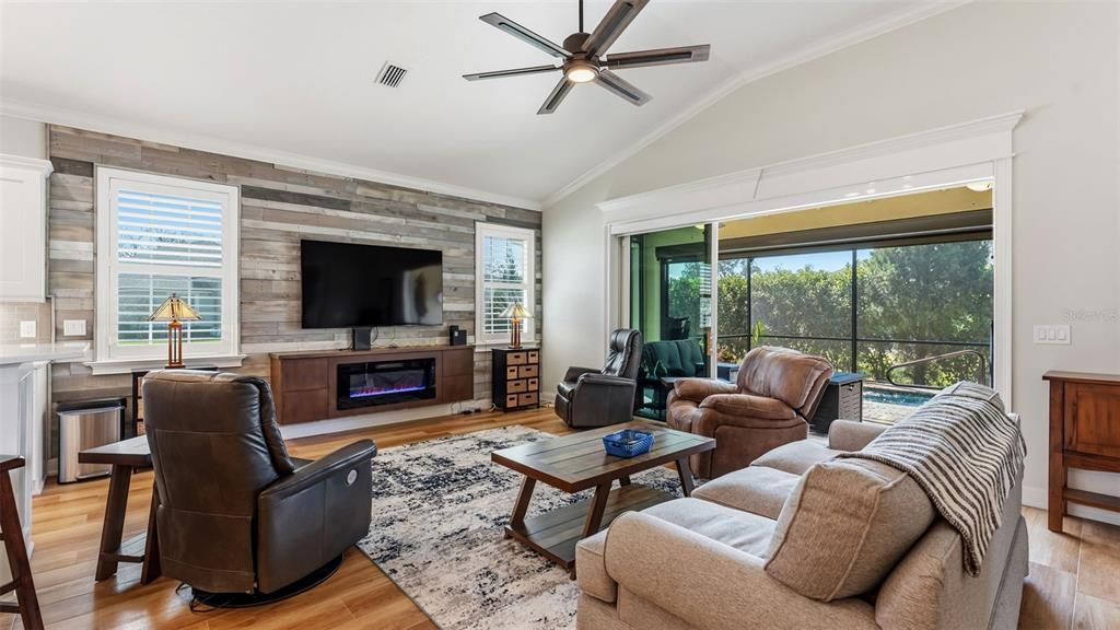 For Rent: $3,000 (2 beds, 2 baths, 1664 Square Feet)