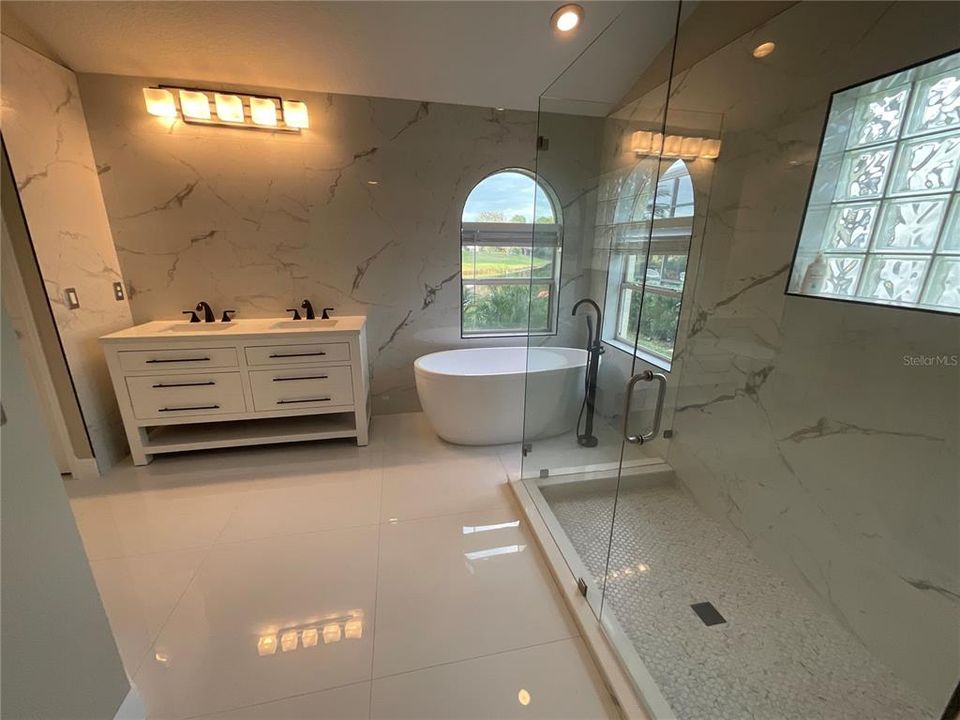 En Renta: $3,750 (5 camas, 2 baños, 2874 Pies cuadrados)