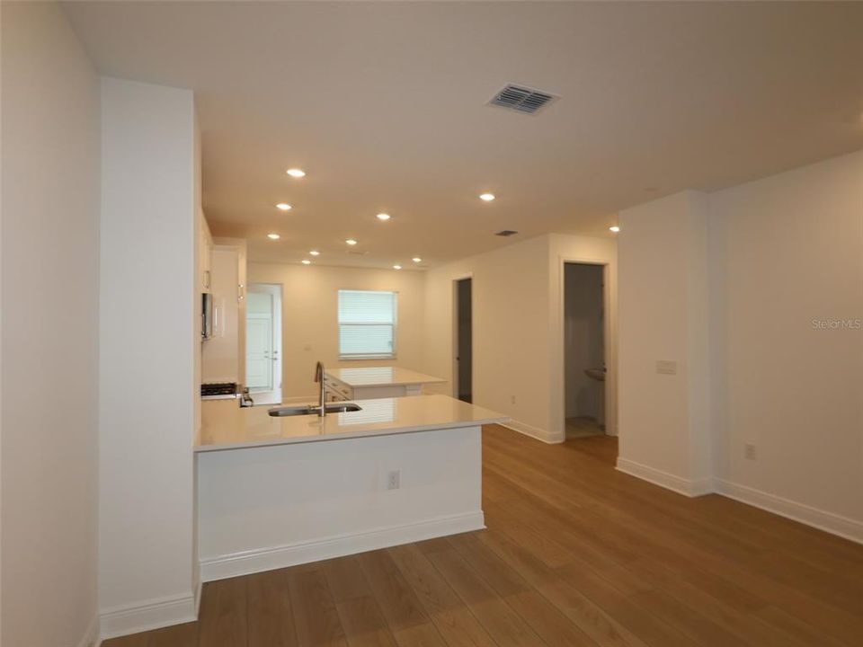 For Sale: $423,999 (3 beds, 2 baths, 1706 Square Feet)