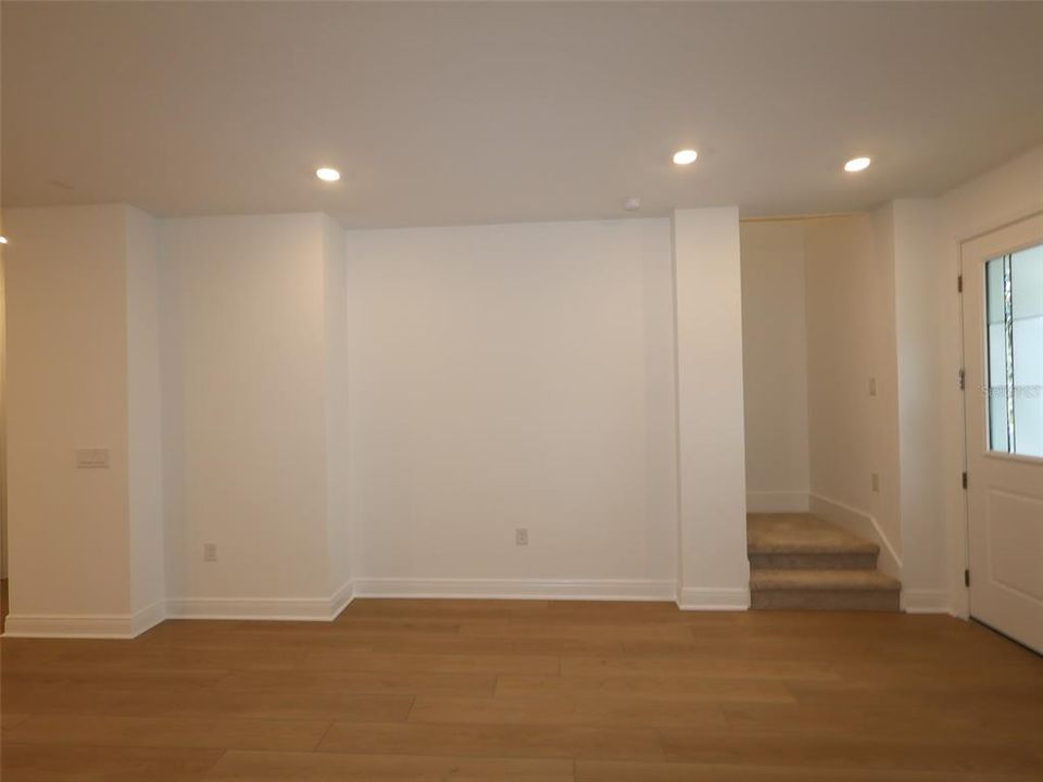 For Sale: $423,999 (3 beds, 2 baths, 1706 Square Feet)
