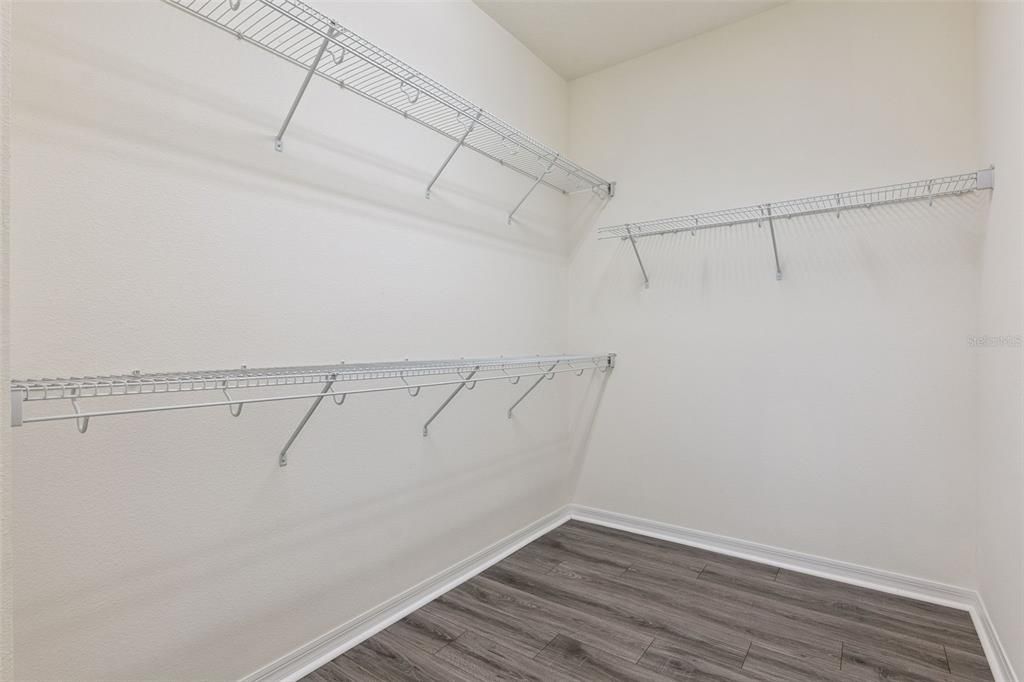 En Venta: $485,000 (4 camas, 2 baños, 1846 Pies cuadrados)
