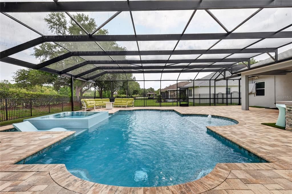 For Sale: $605,000 (4 beds, 2 baths, 2024 Square Feet)