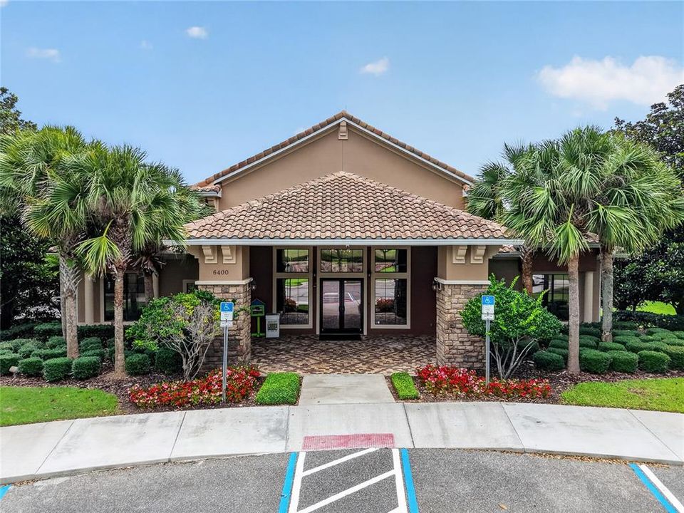 For Sale: $605,000 (4 beds, 2 baths, 2024 Square Feet)