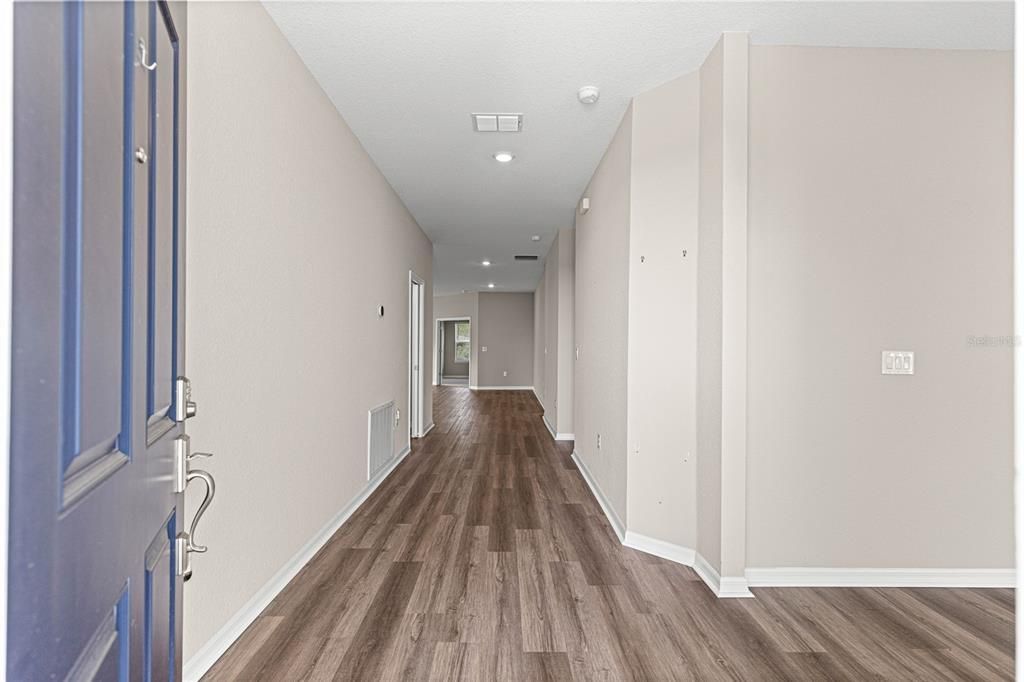 For Sale: $339,000 (4 beds, 2 baths, 2024 Square Feet)
