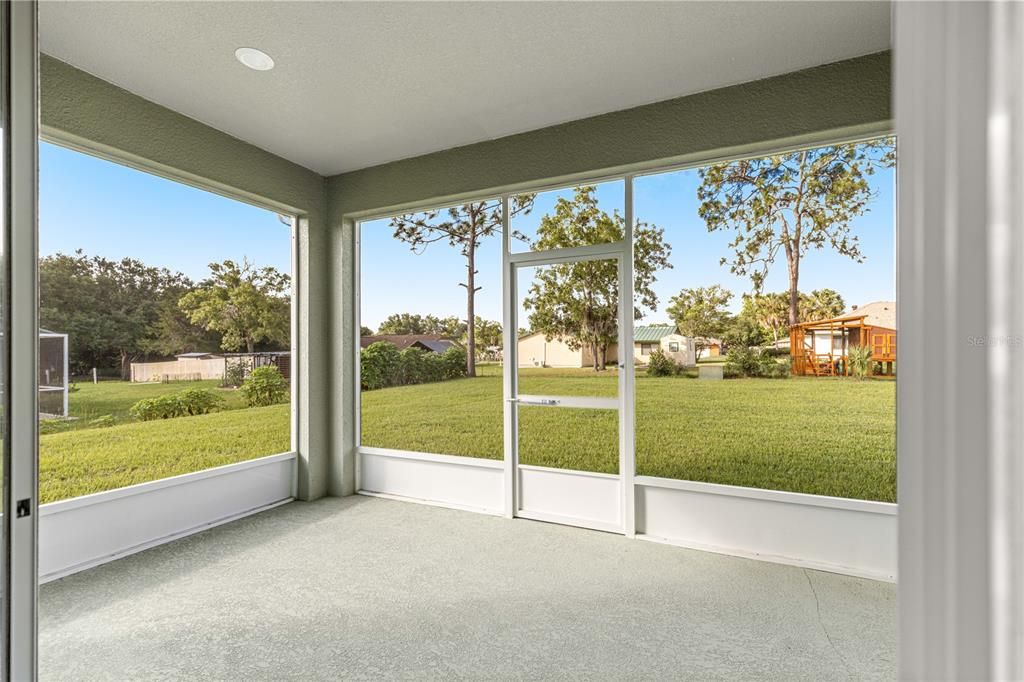 For Sale: $339,000 (4 beds, 2 baths, 2024 Square Feet)