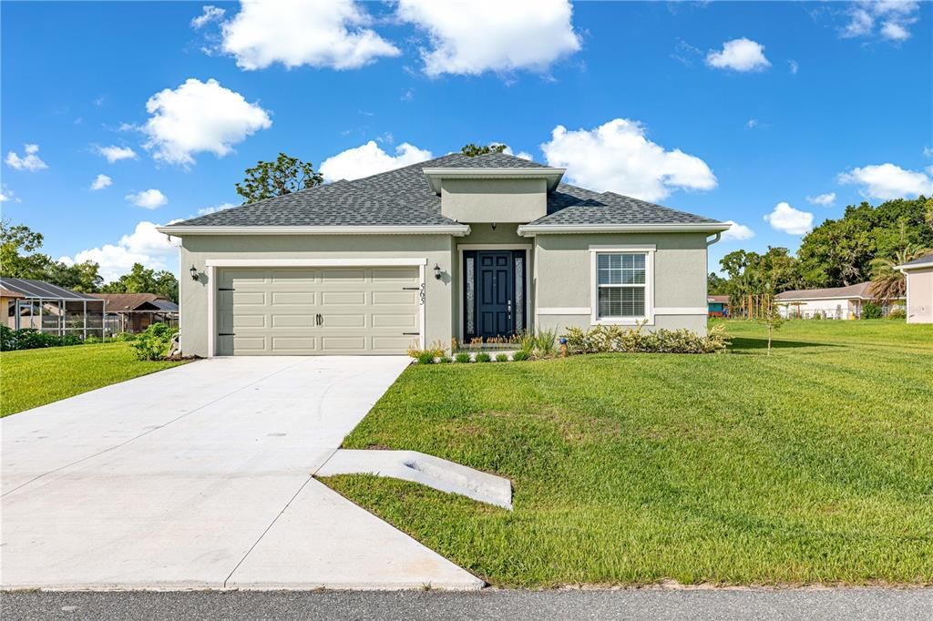 For Sale: $339,000 (4 beds, 2 baths, 2024 Square Feet)