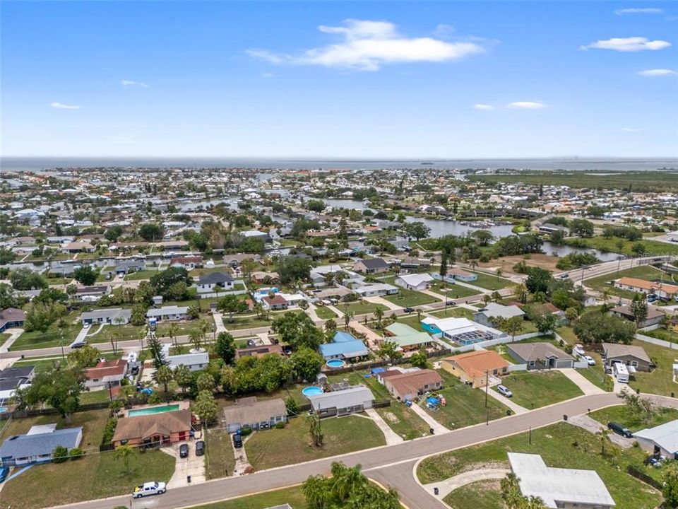 En Venta: $275,000 (3 camas, 1 baños, 1076 Pies cuadrados)