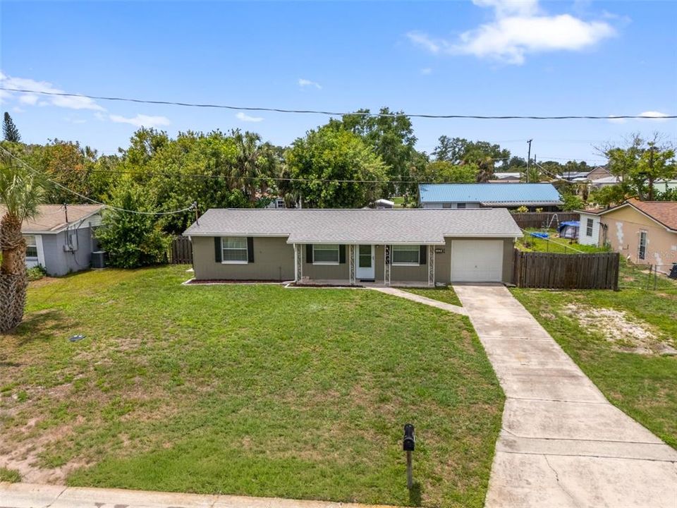 En Venta: $275,000 (3 camas, 1 baños, 1076 Pies cuadrados)