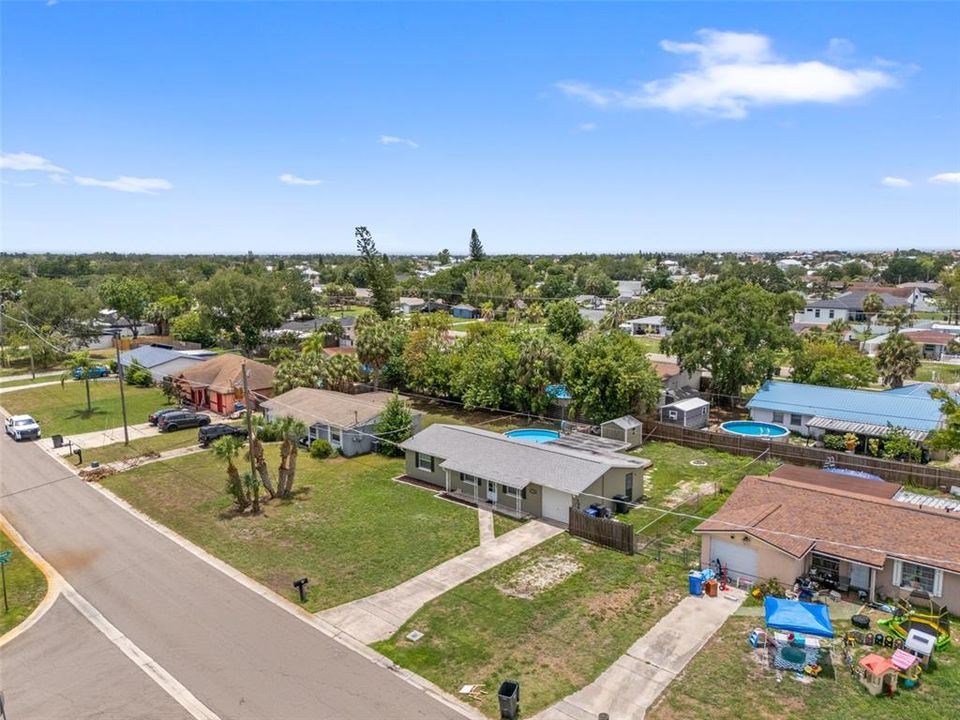 En Venta: $275,000 (3 camas, 1 baños, 1076 Pies cuadrados)